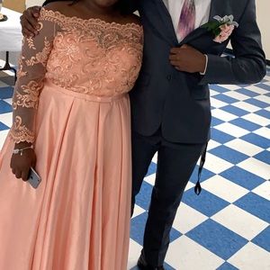 Prom Dress For Sell 💜💜💜